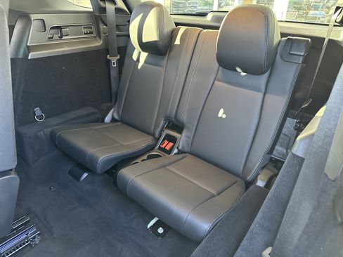 Used 2024 Mercedes-Benz GLE 350 4MATIC image 28