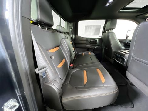 Used 2022 GMC Sierra 1500 AT4 w/ AT4 Premium Package image 28