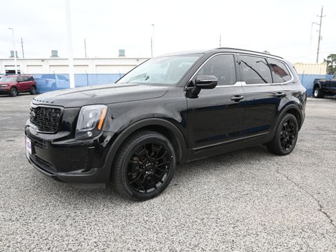 Used 2021 Kia Telluride EX w/ EX Premium Package image 7