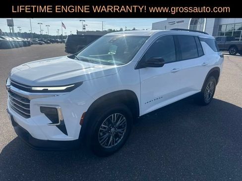 Used 2025 Chevrolet Traverse LT AWD/4WD image 5