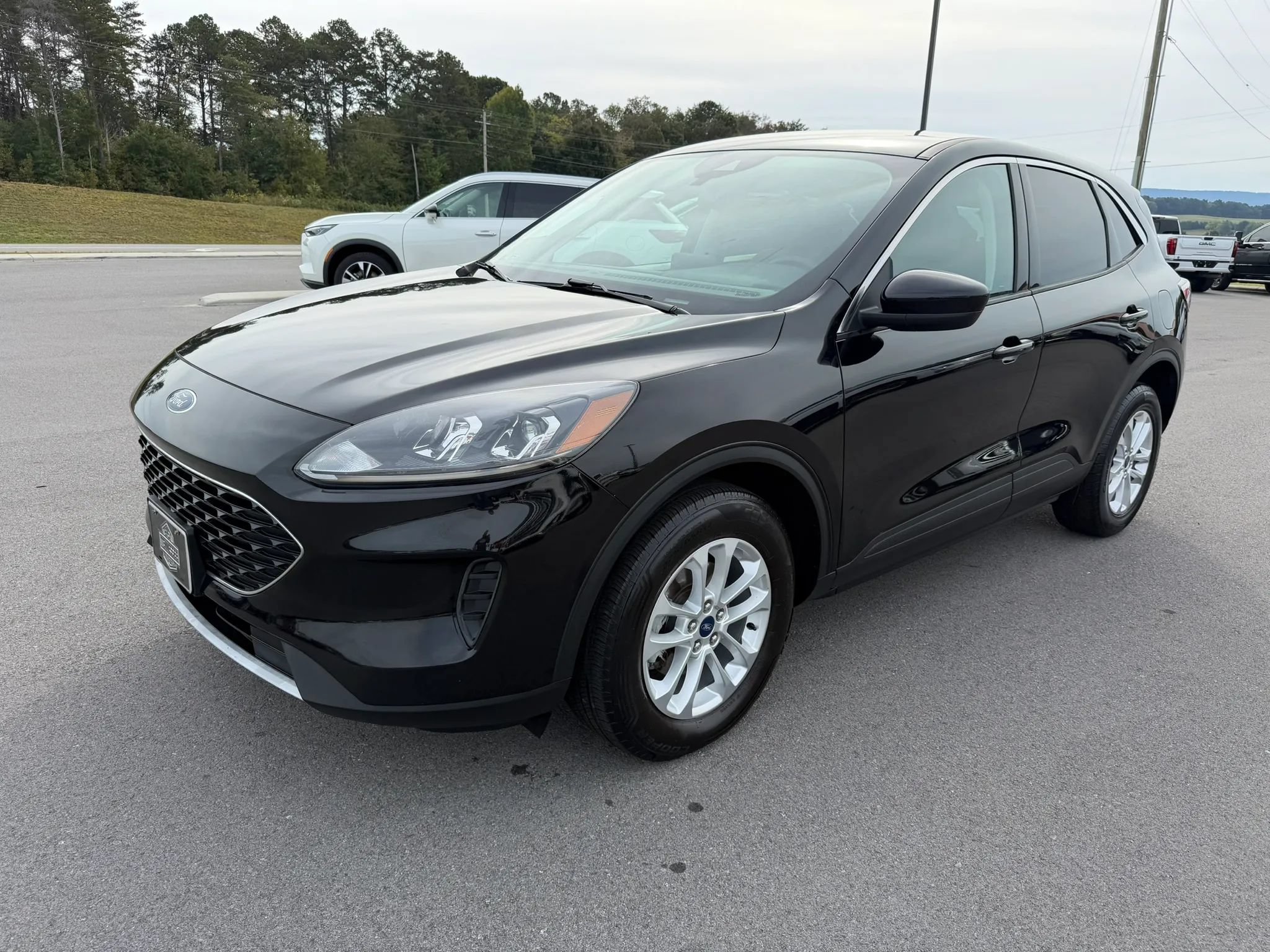 Used 2021 Ford Escape SE AWD/4WD image 2