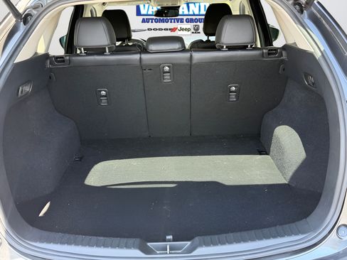 Used 2017 MAZDA CX-5 Touring w/ Preferred Equipment Package FWD image 32