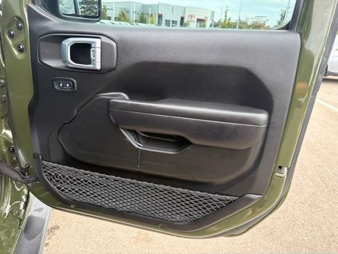 Used 2023 Jeep Wrangler Sport AWD/4WD image 8