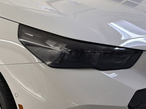 New 2026 BMW i5 eDrive40 w/ M Sport Package RWD image 10