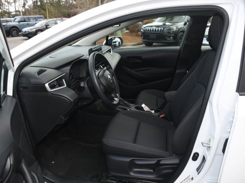 Certified 2024 Toyota Corolla LE image 7