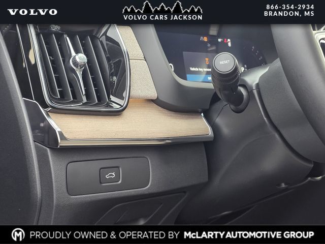 New 2026 Volvo XC90 B5 Ultra w/ Protection Package Premier AWD/4WD image 19