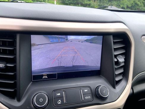 Used 2023 GMC Acadia Denali FWD image 22