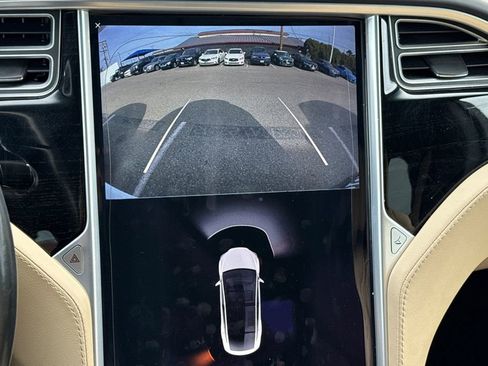 Used 2016 Tesla Model X 75D image 18