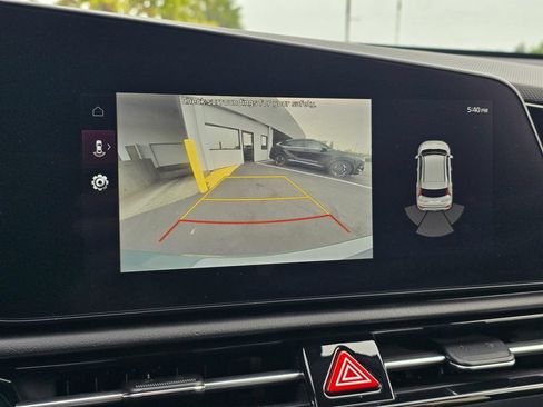 Certified 2023 Kia Niro Wind w/ Wind Preserve Package FWD image 21