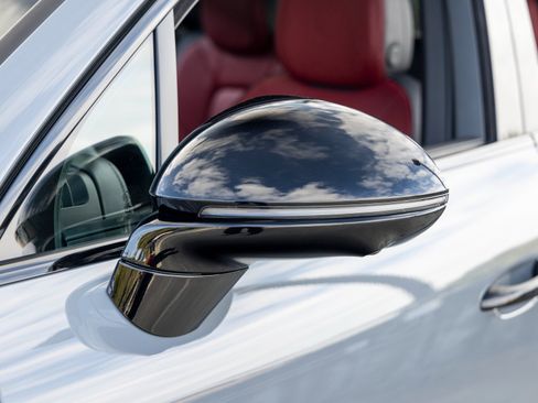 New 2026 Porsche Cayenne S image 18