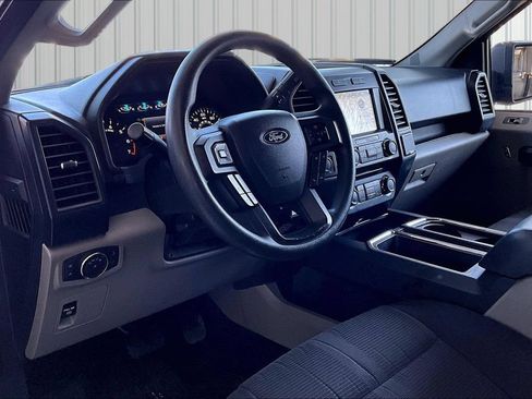 Used 2018 Ford F150 XL w/ Equipment Group 101A Mid AWD/4WD image 4