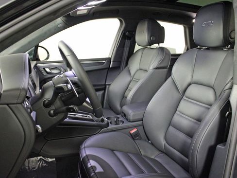 Certified 2026 Porsche Macan GTS AWD/4WD image 5
