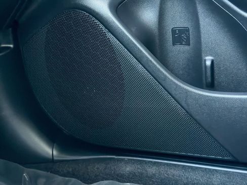 Used 2023 Subaru Forester Limited image 31