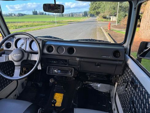 Used 1988 Suzuki Samurai 4WD Soft Top image 24