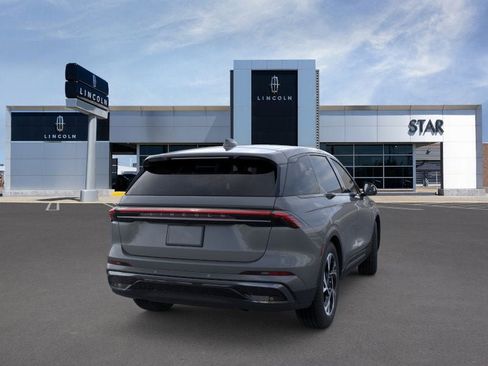 New 2025 Lincoln Nautilus Premier w/ Jet Appearance Package image 8