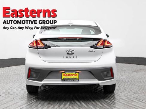 Used 2020 Hyundai Ioniq Limited image 6