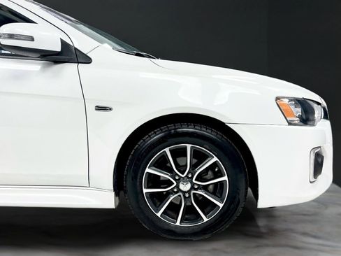 Used 2017 Mitsubishi Lancer ES image 36
