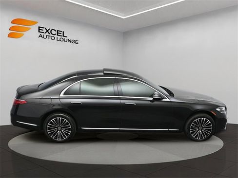 Used 2023 Mercedes-Benz S 580e 4MATIC Sedan image 52