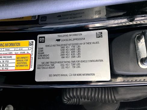 Used 2023 GMC Yukon XL Denali AWD/4WD image 34