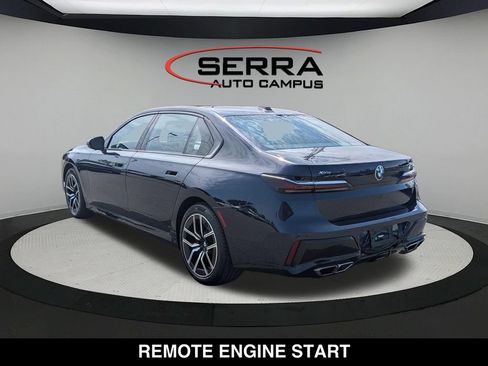Used 2023 BMW 760i xDrive w/ Executive Package AWD/4WD image 11