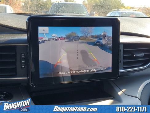Used 2023 Ford Explorer XLT w/ Equipment Group 202A image 23