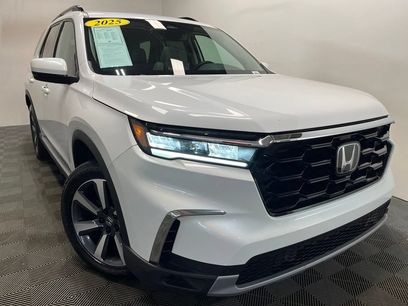 Used 2025 Honda Pilot Touring