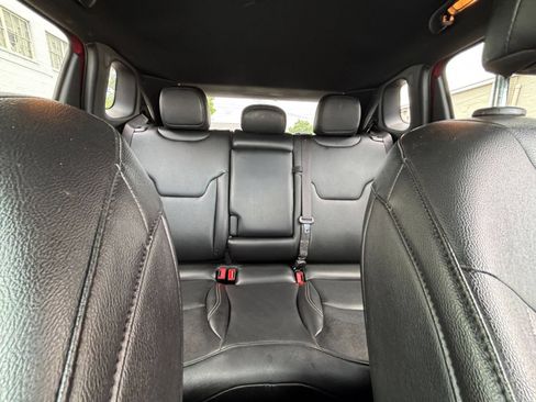 Used 2025 Jeep Compass Limited AWD/4WD image 39
