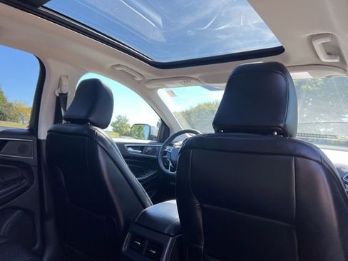 Used 2022 Ford Edge Titanium image 33