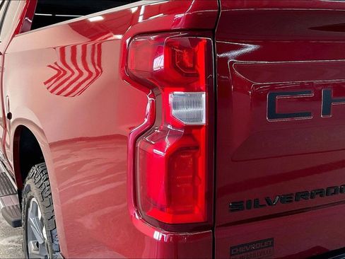 Used 2023 Chevrolet Silverado 1500 High Country w/ LPO, Dark Essentials Package AWD/4WD image 27