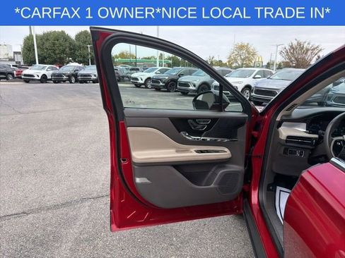 Used 2021 Lincoln Corsair Standard w/ Equipment Group 101A image 23