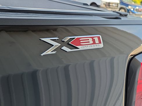 Used 2025 GMC Sierra 1500 Elevation w/ X31 Off-Road Package image 6