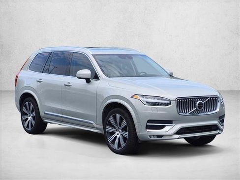 Used 2020 Volvo XC90 T6 Inscription w/ Protection Package AWD/4WD image 3