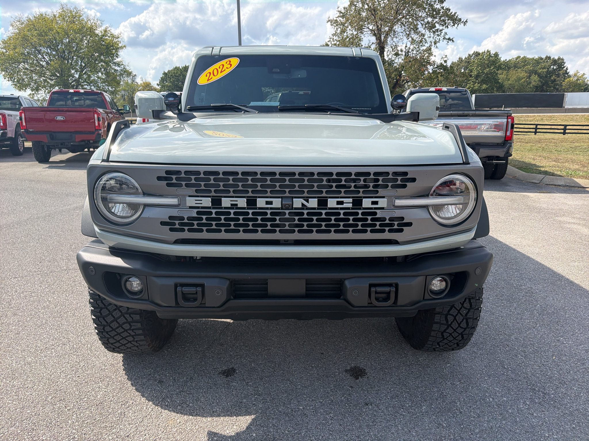 Used 2023 Ford Bronco Badlands AWD/4WD image 2