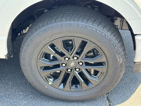 New 2025 Ford F150 Lariat w/ Equipment Group 502A High image 12