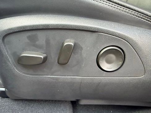 Used 2025 GMC Sierra EV Denali image 27