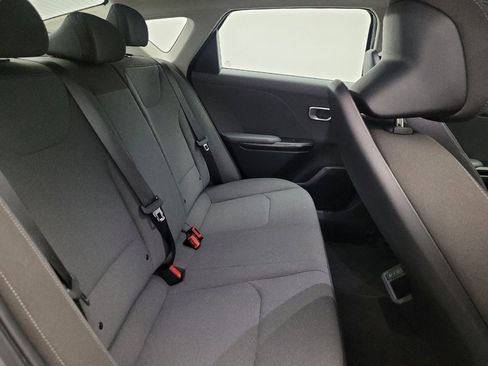 Used 2025 Kia K4 FWD image 19