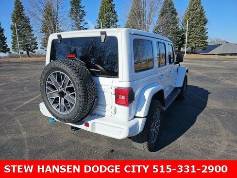 Used 2024 Jeep Wrangler High Altitude image 6