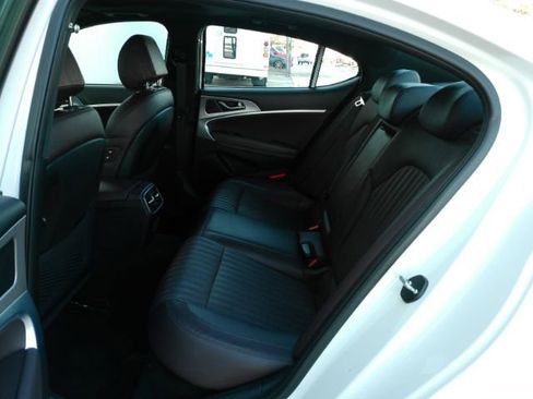 Used 2022 Genesis G70 2.0T w/ Prestige Package image 19