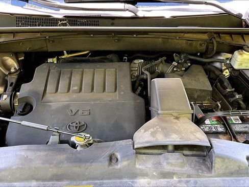 Used 2014 Toyota Highlander XLE image 22