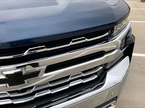 Used 2020 Chevrolet Silverado 1500 LTZ w/ LTZ Texas Edition RWD image 30