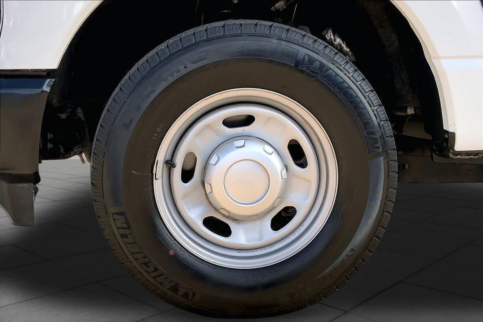 Used 2024 Ford F250 XL RWD image 10