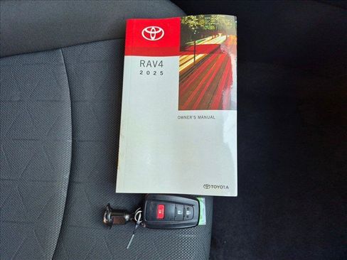 Certified 2025 Toyota RAV4 XLE AWD/4WD image 22