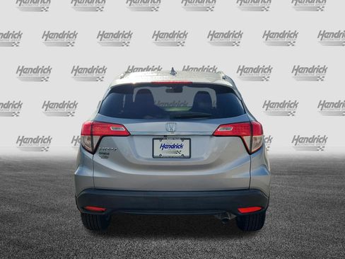 Used 2021 Honda HR-V EX image 6