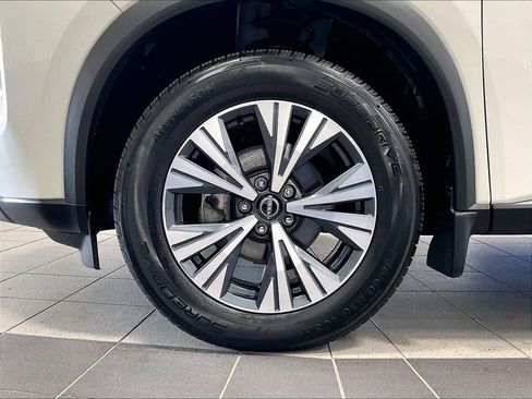 Used 2023 Nissan Rogue SV w/ SV Premium B Package AWD/4WD image 7