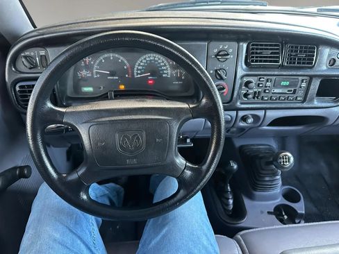 Used 2001 Dodge Ram 1500 Truck 4x4 Quad Cab image 9