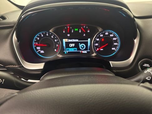 Used 2019 Chevrolet Traverse LT FWD image 34