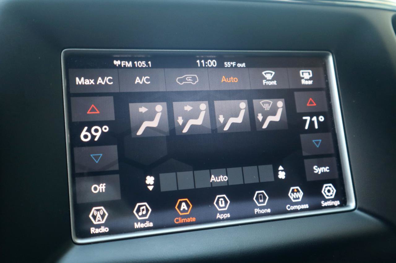 Used 2018 Jeep Grand Cherokee Laredo AWD/4WD image 67