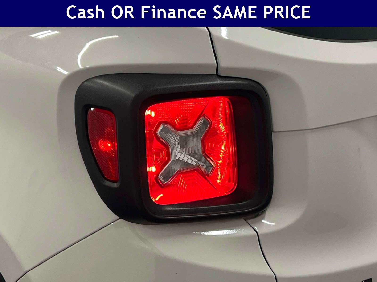 Certified 2023 Jeep Renegade Altitude w/ Convenience Group I AWD/4WD image 11