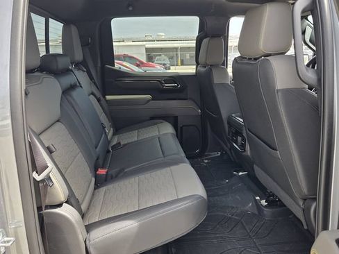 Used 2023 Chevrolet Silverado 1500 ZR2 w/ Technology Package AWD/4WD image 16