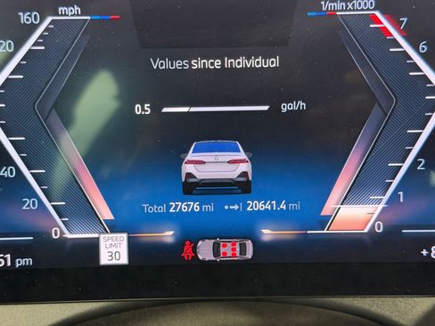 Used 2024 BMW 540i xDrive w/ Executive Package image 20